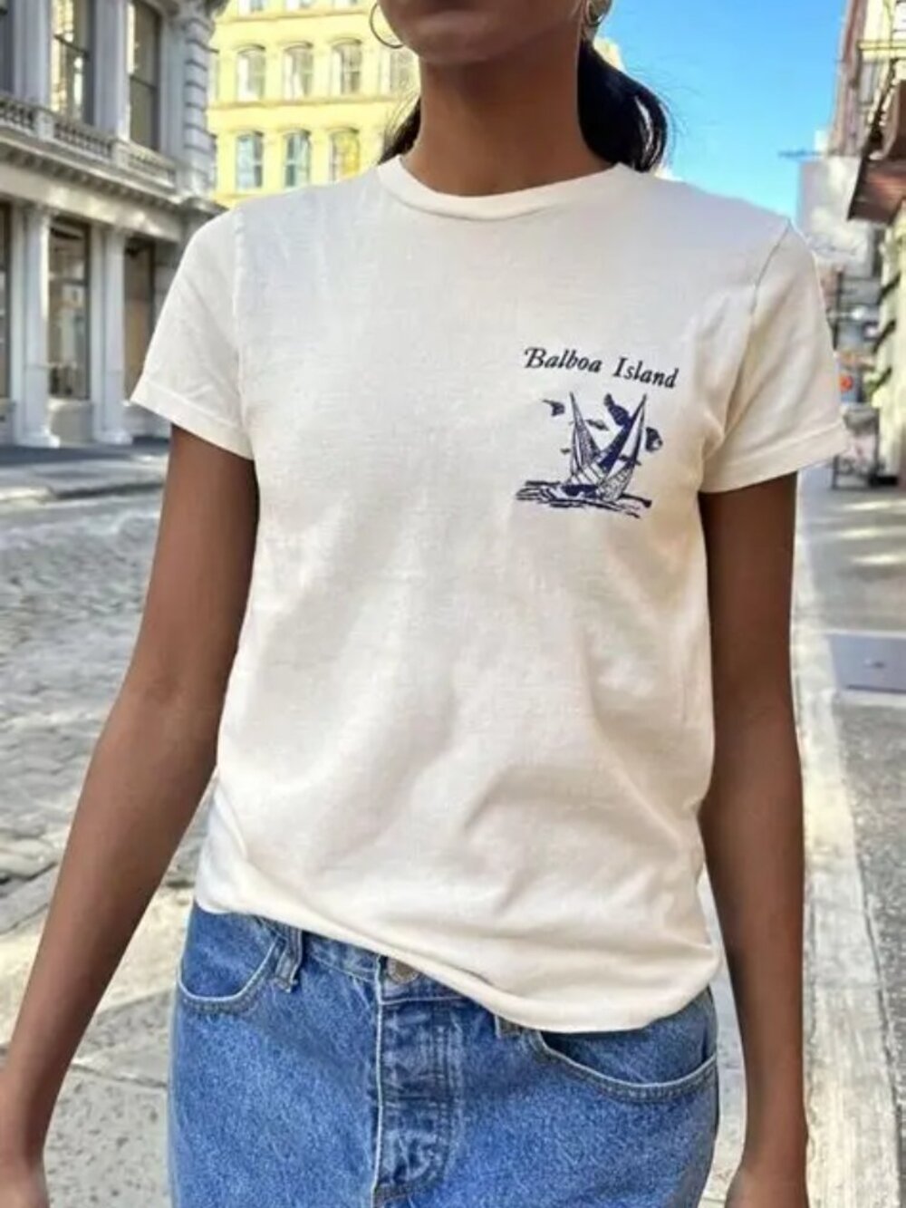 Brandy Melville T-shirt, NWT